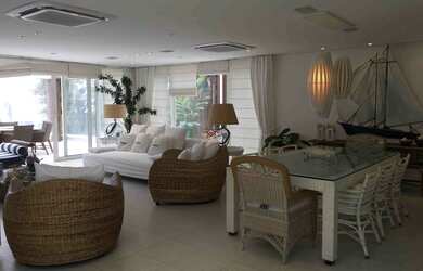 Imagem 4: Linda casa frente ao mar dentro de condomínio na praia de juquehy , disponível...