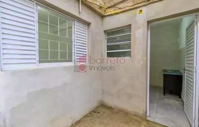 Imagem 10: Casa Padrão em Jundiaí. Varanda, 30m² de Área, 1 Banheiroe1 Dormitório