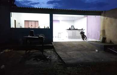 Imagem: A kitnet possui 1 Dormitório, 2 Banheiros, 1 Vaga na garagem