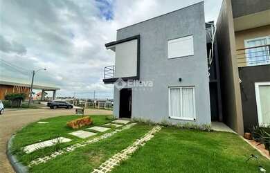 Imagem: A casa possui 3 Dormitórios, 2 Banheiros, 138m² de Área e