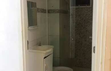 Imagem: O apartamento para alugar possui 2 Dormitórios, 1 Banheiro