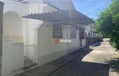 Imagem: A casa possui 2 Dormitórios, 1 Banheiro, 80m² de Área e