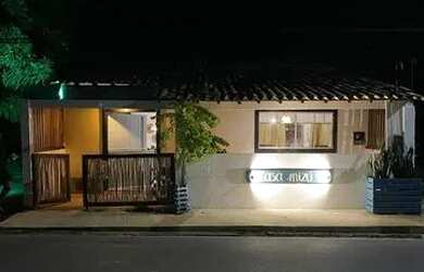 Imagem: A casa possui 5 Dormitórios, 2 Banheiros e 80m² de Área e