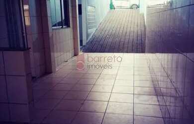 Imagem: A casa possui 2 Dormitórios, 1 Banheiro, 70m² de Área e