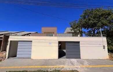 Imagem: O apartamento possui 2 Dormitórios, 2 Banheiros, 2 Vagas na