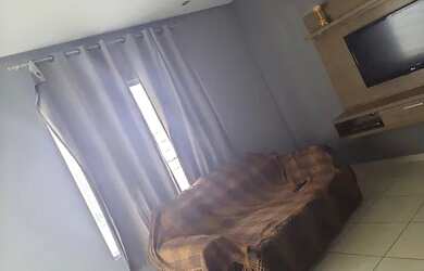 Imagem: A casa em condomínio possui 3 Dormitórios, 2 Banheiros, 2