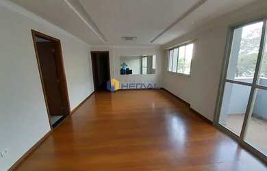 Imagem: O apartamento possui 3 Dormitórios, 2 Banheiros, 1 Vaga na