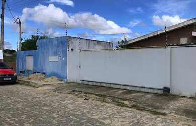 Imagem: A casa em condomínio possui 2 Dormitórios, 2 Banheiros, 1