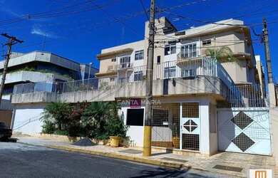 Imagem: O apartamento possui 1 Dormitório, 1 Banheiro, 1 Vaga na garagem