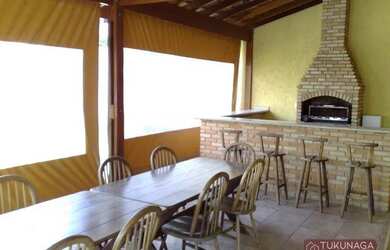 Imagem: O apartamento possui 3 Dormitórios, 2 Banheiros, 4 Vagas na