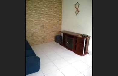 Imagem: A casa em condomínio possui 1 Dormitório, 1 Banheiro, 38m²