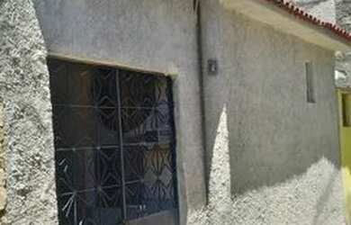 Imagem: A casa possui 2 Dormitórios, 2 Banheiros, 80m² de Área e