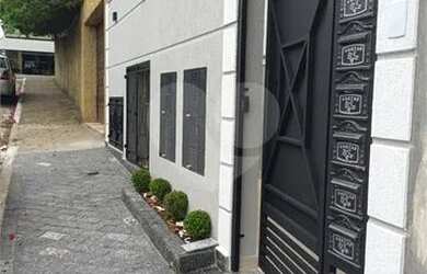 Imagem: A casa em condomínio possui 2 Dormitórios, 1 Banheiro, 48m²