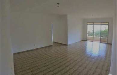 Imagem: O apartamento possui 3 Dormitórios, 3 Banheiros, 2 Vagas na