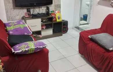 Imagem: A casa possui 2 Dormitórios, 2 Banheiros e está localizado