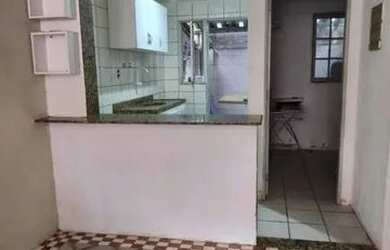 Imagem: A casa possui 2 Dormitórios, 1 Banheiro, 70m² de Área e