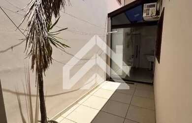 Imagem 10: Casa de 2 dormitórios com suíte e piscina no Jardim Esmeralda, Rio Claro