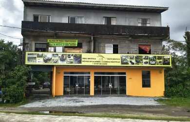 Imagem: O apartamento possui 4 Dormitórios, Acomodam 10 pessoas, 4