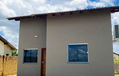 Imagem: A casa possui 2 Dormitórios, 1 Banheiro, 360m² de Área e