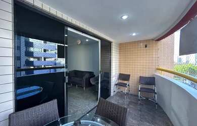 Imagem: O apartamento possui 3 Dormitórios, 3 Banheiros, 2 Vagas na