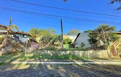 Imagem: O terreno possui 330m² de Área e Imóvel novo e está localizado