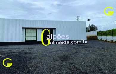 Imagem: O depósito possui 1.200m² de Área e está localizado em