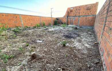 Imagem: O terreno possui 300m² de Área e está localizado em Benfica