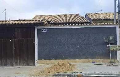 Imagem: A casa possui 2 Dormitórios, 2 Banheiros, 1 Vaga na garagem