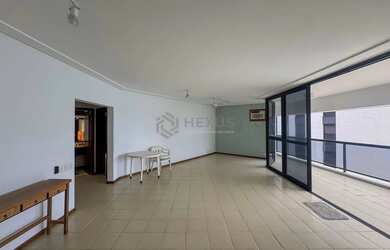 Imagem 3: Apartamento Frente mar com varanda e lazer na Praia das Astúrias, Guarujá