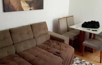 Imagem: O apartamento possui 2 Dormitórios, 1 Banheiro, 2 Vagas na