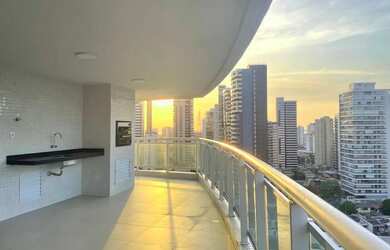 Imagem: O apartamento possui 3 Dormitórios, 3 Vagas na garagem e 186m²