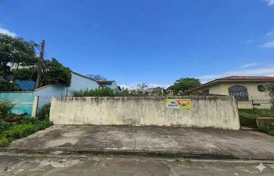 Imagem: O terreno possui 468m² de Área e está localizado em Santa