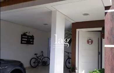 Imagem: A casa em condomínio possui 3 Dormitórios, 5 Banheiros, 2