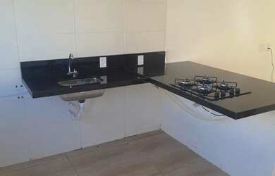 Imagem: A casa em condomínio possui 2 Dormitórios, 2 Banheiros, 1