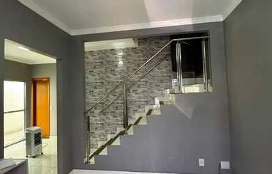 Imagem: A casa em condomínio possui 3 Dormitórios, 5 Banheiros, 2