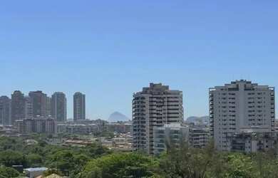 Imagem: O apartamento possui 2 Dormitórios, 3 Banheiros, 1 Vaga na