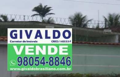 Imagem: A casa possui 4 Dormitórios, 4 Banheiros, 2 Vagas na garagem