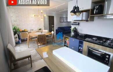 Imagem: A casa possui 5 Dormitórios, 2 Banheiros, 3 Vagas na garagem