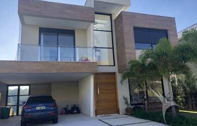 Imagem 2: SANTANA DE PARNAIBA - Casa Padrão - Alphaville