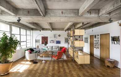 Imagem: O apartamento possui 4 Dormitórios, 2 Banheiros, 3 Vagas na