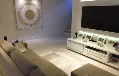 Imagem: A casa em condomínio possui 3 Dormitórios, 3 Banheiros, 4