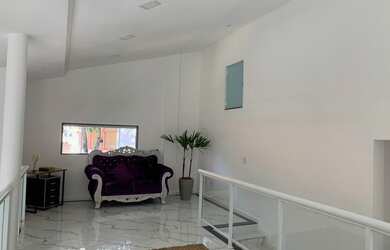 Imagem 16: Casa de condomínio para venda possui 377 metros quadrados com 4 quartos