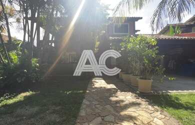 Imagem: A casa em condomínio possui 4 Dormitórios, 2 Banheiros, 4