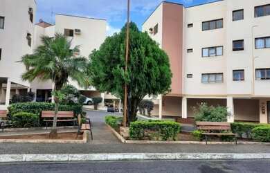 Imagem: O apartamento para alugar possui 2 Dormitórios, 1 Banheiro