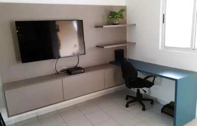 Imagem: A casa possui 3 Dormitórios, 1 Banheiro, 1 Vaga na garagem