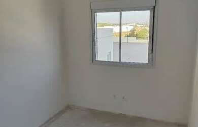 Imagem: O apartamento possui 2 Dormitórios, 2 Banheiros, 2 Vagas na