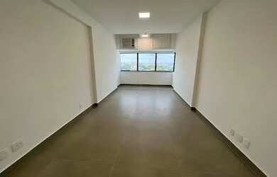 Imagem: O depósito possui 1 Vaga na garagem, 39m² de Área e está