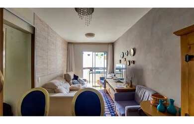 Imagem: O apartamento possui 3 Dormitórios, 2 Banheiros, 1 Vaga na