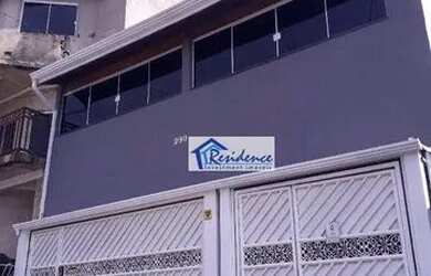 Imagem: A casa possui 3 Dormitórios, 3 Banheiros, 2 Vagas na garagem