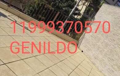 Imagem: A casa possui 5 Dormitórios, 5 Banheiros, 2 Vagas na garagem